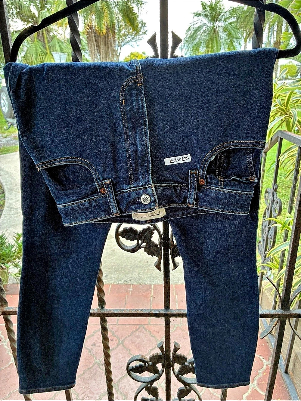 Abercrombie & Fitch Curve Love High Rise Super Skinny Ankle Jeans Size 27 / 4